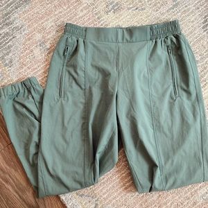 Old Navy Joggers - Medium
